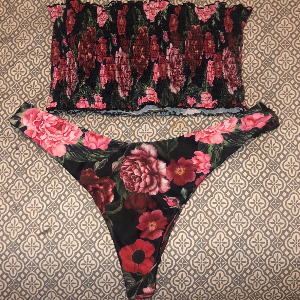 BRAND NEW Zaful Thong Bikini